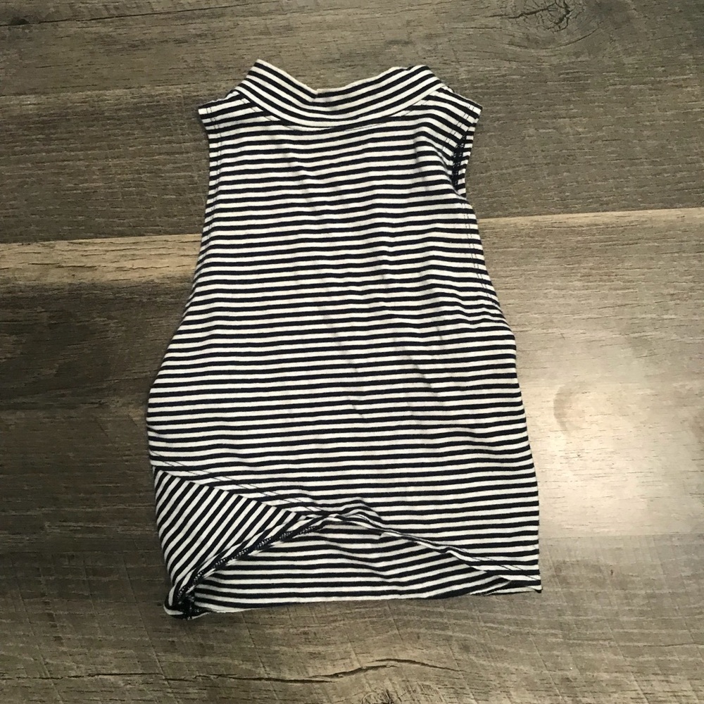 Hollister crop top